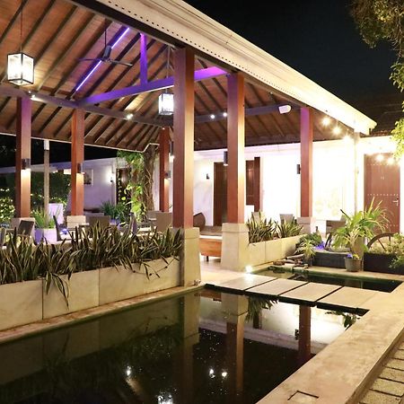 Swanee Grand Hotel Negombo Kültér fotó
