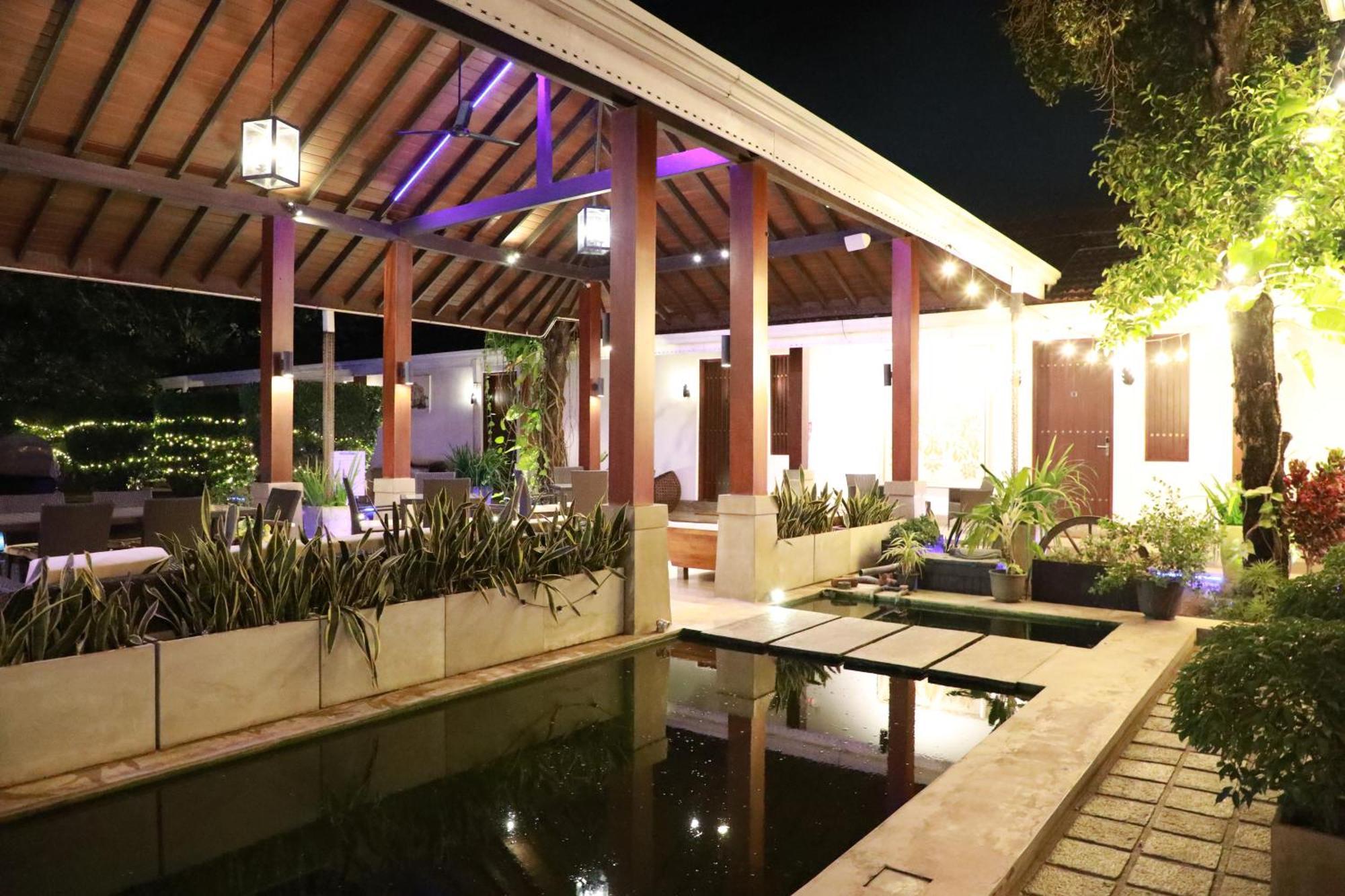 Swanee Grand Hotel Negombo Kültér fotó