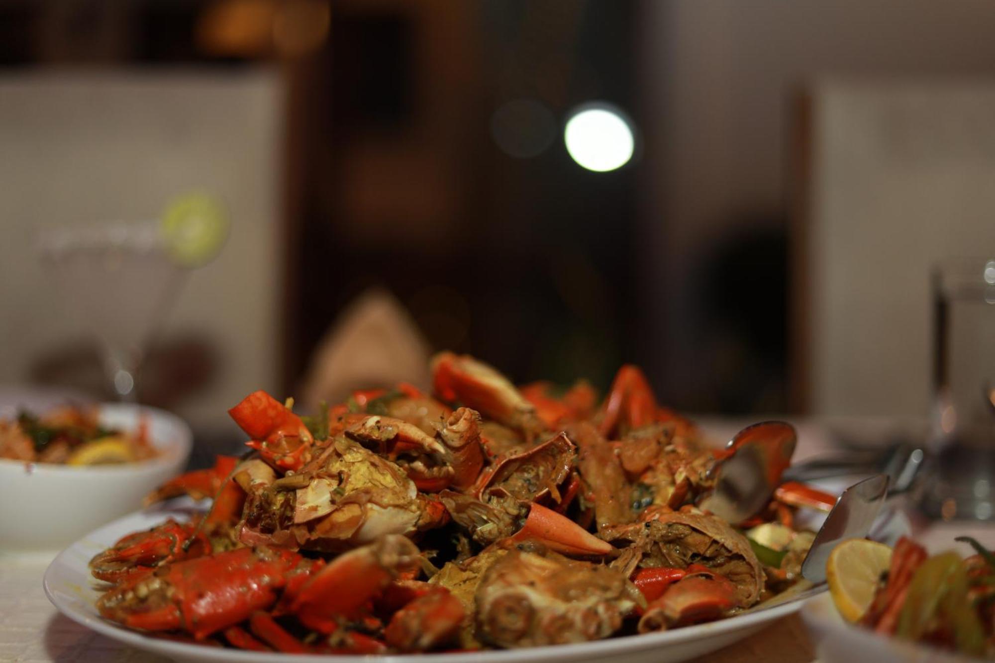 Swanee Grand Hotel Negombo Kültér fotó